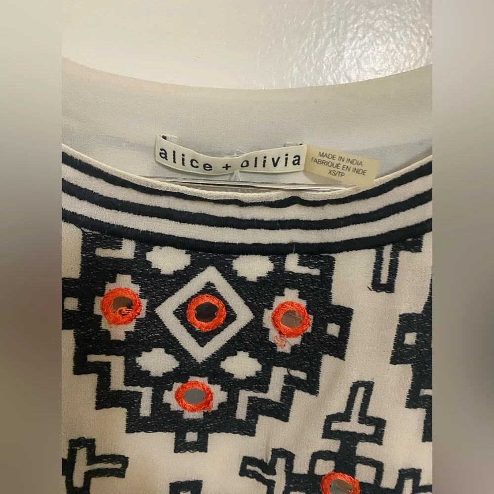 Alice + Olivia Embroidered Tunic in Cream Black and Tangerine